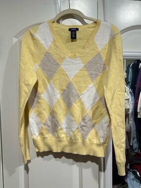 IZOD Butter Yellow Argyle V-Neck Sweater
